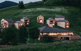 Peterhof Chalets