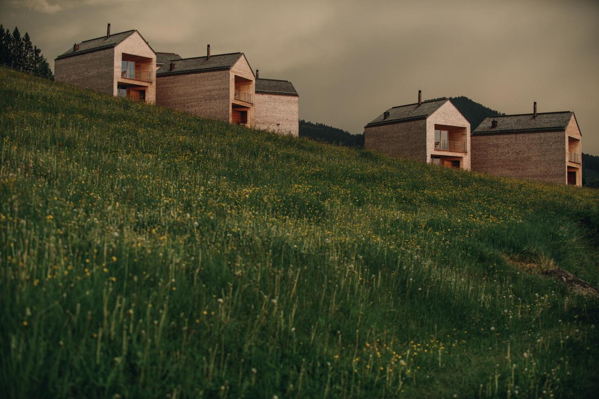 Peterhof Chalets Batschuns Exterior photo