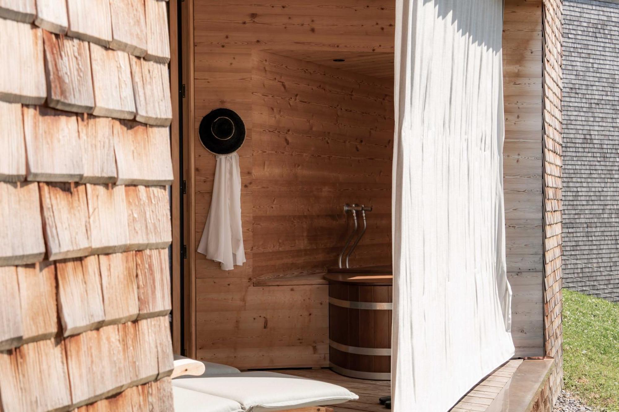Peterhof Chalets Batschuns Exterior photo