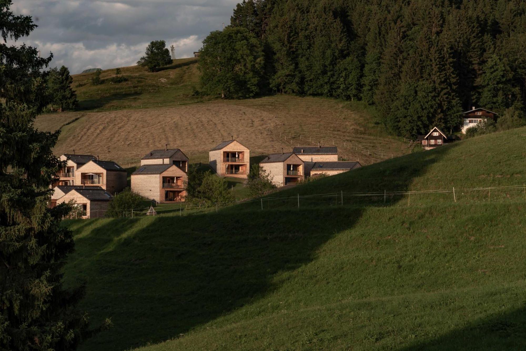 Peterhof Chalets Batschuns Exterior photo
